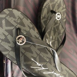mk sandals